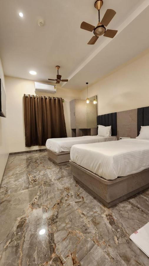 Hotel Peace International à Bombay Extérieur photo